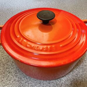 LE CREUSET ルクルーゼ 鍋 ココットロンド 22cm オレンジ 無水調理 鋳物鍋 両手鍋 赤 アプリコット