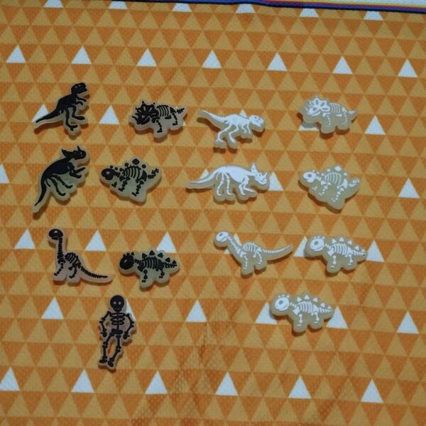 ジビッツ 14個 蓄光 サンダル アクセサリー