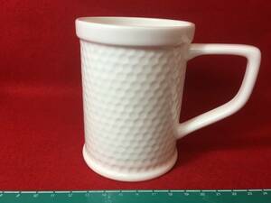 ★【逸品堂】★ HTC Golf bone china マグカップ カップ mug Cup 食器 白磁 陶器 アイボリー ホワイト ゴルフボール ディンプル柄 凹凸珍品