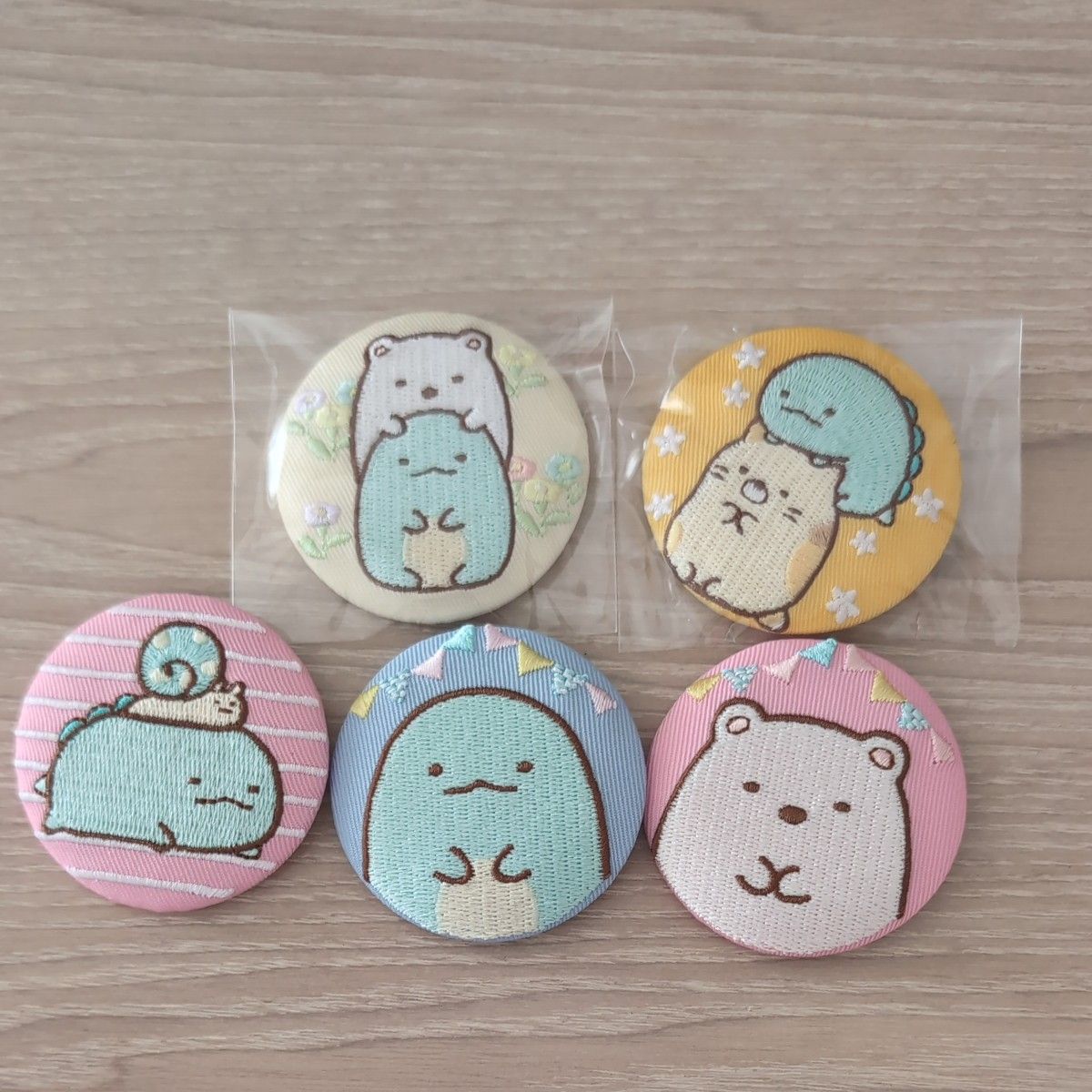 すみっコぐらし 刺繍缶バッジ コンプ|Yahoo!フリマ(旧PayPay すみっコぐらし 刺繍缶バッジ コンプ|Yahoo!フリマ(旧PayPay