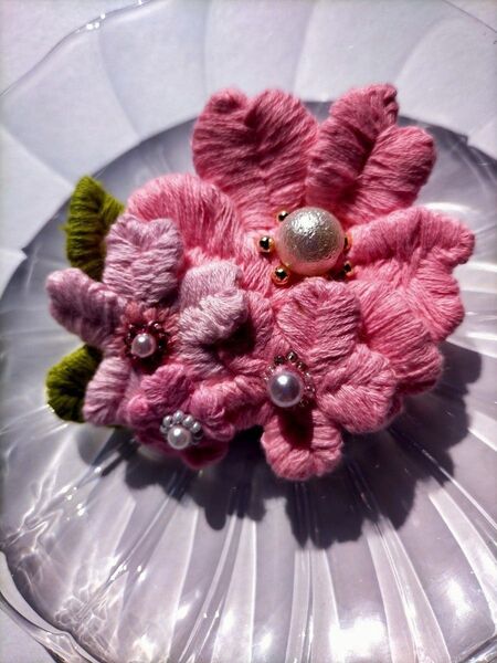 ブローチ 桜 刺繍