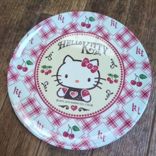 キティちゃんのお皿