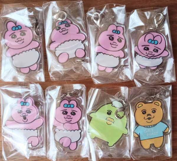 全8種類コンプリートセット★おぱんちゅうさぎ つながる!アクリルチャーム ミニブック8個付き★☆