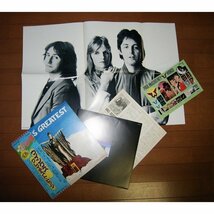 送料無料！The Beatles_ポール・マッカートニー＆ウイングス「グレイテスト・ヒッツ」LP_帯、ポスター、ステッカー付_画像3