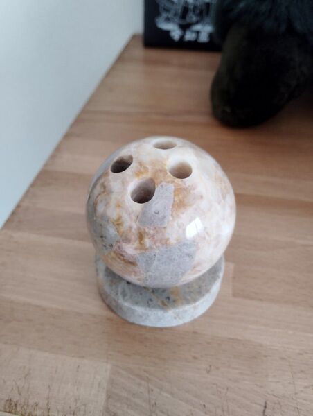 秋吉大理石鉛筆立て