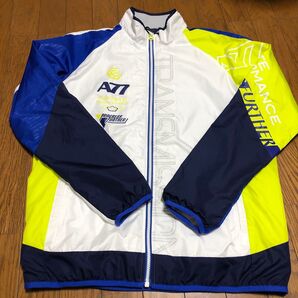 アシックス A77 ウインドブレーカー