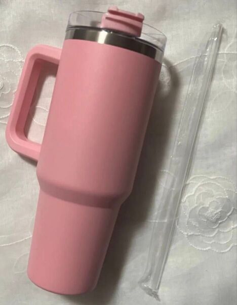 新品 ピンク★保温 保冷 ハンドル付き1200ml 大容量 ステンレス タンブラー 蓋 ストロー付 ポータブル 真空断熱カップ