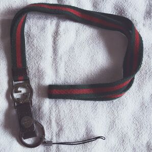 GUCCI グッチ ネックストラップ