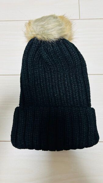 ニット帽 ポンポン ファー 新品未使用