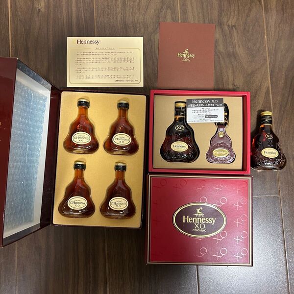 希少品 Hennessy ヘネシーXO ミニチュア ミニボトルセット金キャップ クリアボトル