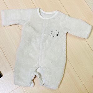 スヌーピーの真っ白もこもこロンパース カバーオール 50-60 長袖 ベビー服
