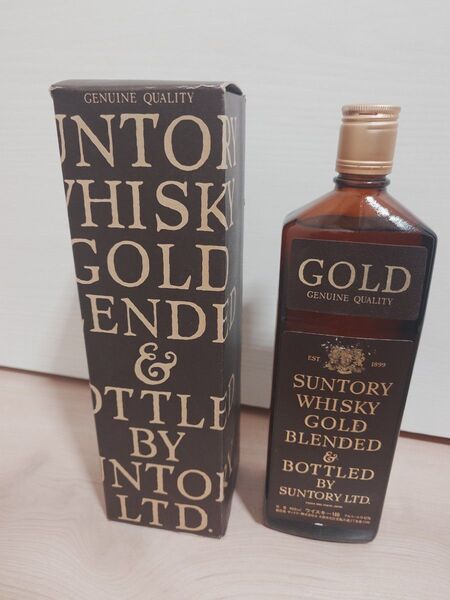 SUNTORY ウイスキー GOLD 900ml