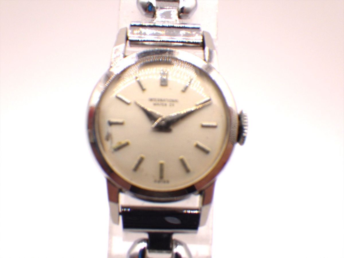 Yahoo!オークション -「iwc 時計ケース」(IWC) (あ行)の落札相場 Yahoo!オークション -「iwc 時計ケース」(IWC) (あ行)の落札相場