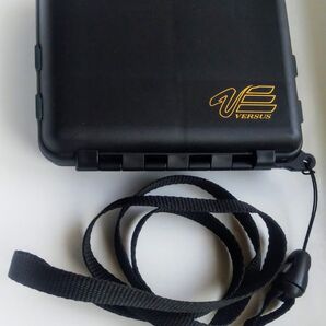 コンパクトタックルボックス//メイホウ、バーサスVS-320//未使用に近い