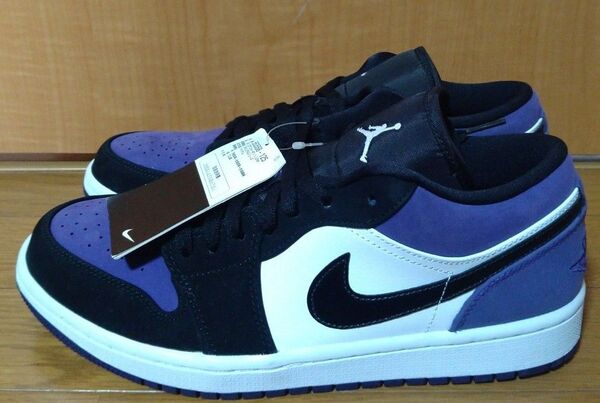 【新品未使用】NIKE AIR JORDAN 1 Retro Low "White/Black/Court Purple"