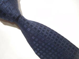 (24) Armani / necktie /11