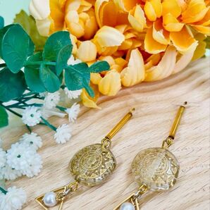気持ちが上向く個性派ピアス No.14 ハンドメイド アクセサリー