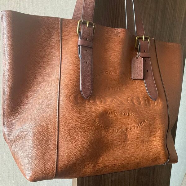 coach コーチ トートバッグ 大容量 ブラウン系・肩掛け 可能・長さ調整 可能