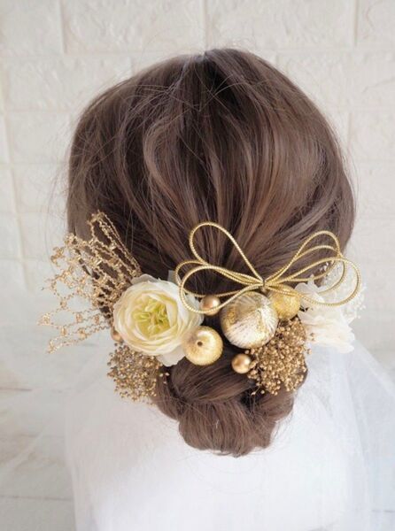 髪飾り パール ヘアアクセサリー ヘアクリップ ヘッドドレス ゴールド 髪留め 結婚式 成人式 ウェディング