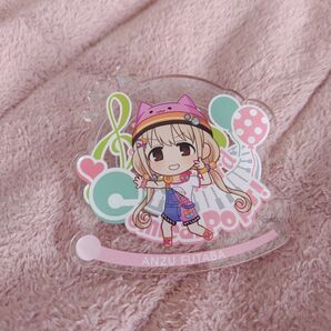 双葉杏 アクリルピンバッジ