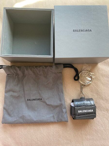 BALENCIAGA AirPods Proケース グレー
