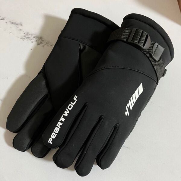 冬物大特価!!アウトドアグローブ かっこいい 手袋 防寒 寒さ対策 防水 滑り止め