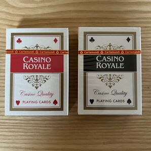 007 Casino RoyalnのCartamundi社製トランプ 赤黒セット