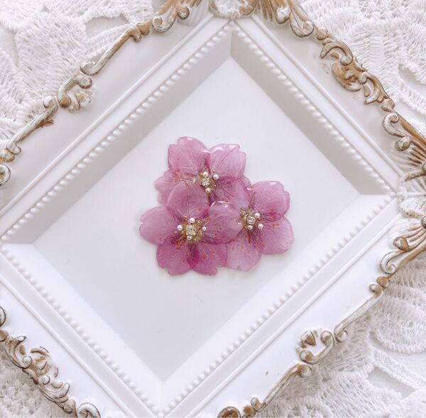 桜 押し花 ブローチ