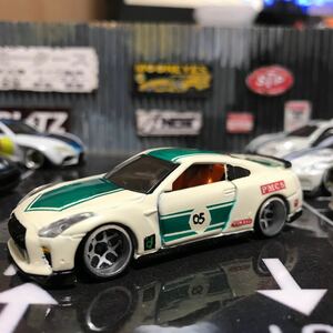 トミカ　カスタム　ハコスカ　ホットウィール GT-R