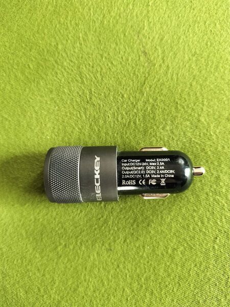 Eleckey USBカーチャージャー