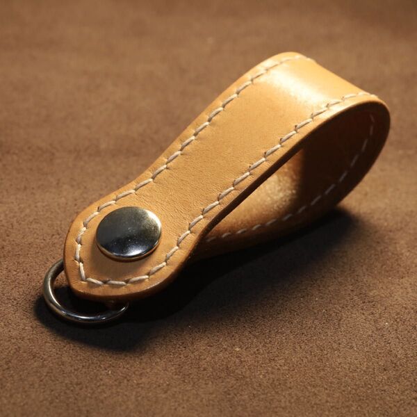 B級品 栃木レザー社 サドルレザー使用 ハンドメイド レザーキーホルダー