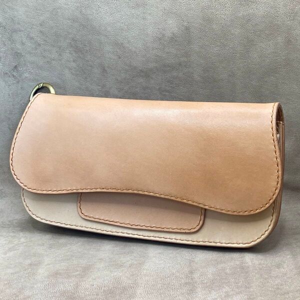 ハンドメイド(手縫い) 長財布 トラッカーウォレット サドルレザー ヌメ革 ナチュラル