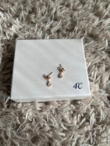4℃ ピアス お花 ローズ系カラー