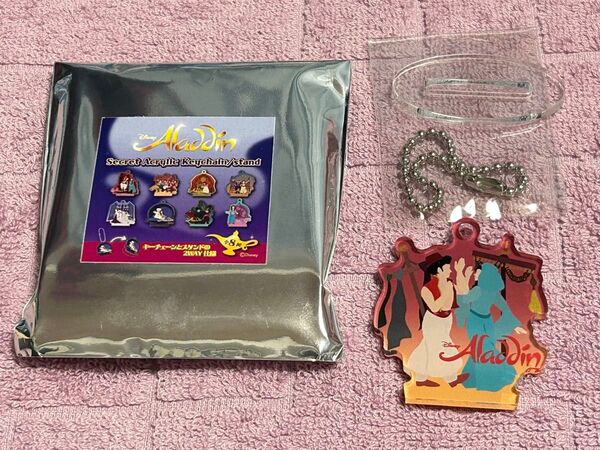 【推し活クーポン可】劇団四季 アラジン シークレット アクリル キーチェーン スタンド アクスタ ジャスミン 9周年