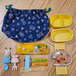 お弁当箱など