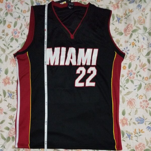 NBA マイアミ ユニフォーム