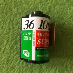 フジフイルムSUPER Vカラーフイルム36枚撮り CN135 DX F未使用品 期限切れ