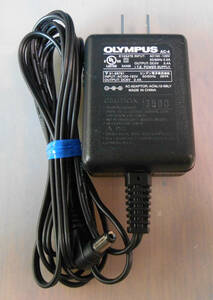 *AC adaptor *DC5V-2,4A Olympus (91-58761)* postage included exhibition!