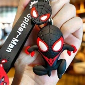 【再出品可】スパイダーマン キーホルダー フィギュア キャラクター チャーム 黒 ブラック