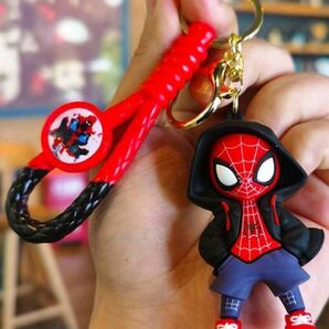 スパイダーマン キーホルダー フィギュア キャラクター チャーム 黒 ブラック