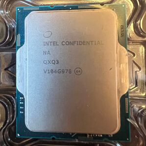 Intel core i9 12900ES