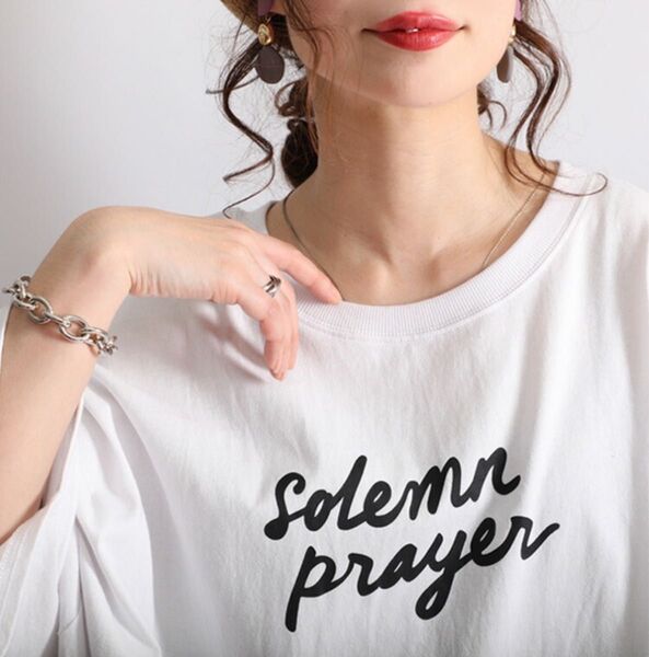 オーバーサイズ マタニティー ホワイト Tシャツ solemn prayer