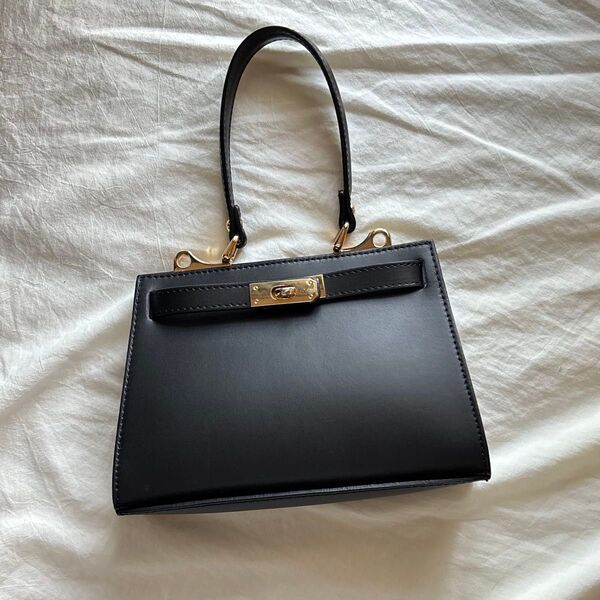 AULENTTI オウレンティ CLASSIC 2WAYショルダーバッグ
