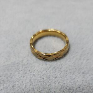 ステンレス キルティング 指輪 イエローゴールド 9号