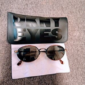 DKNY サングラス