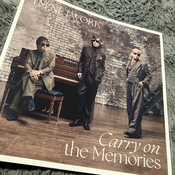 Carry on the Memories TM NETWORK メガジャケのみ