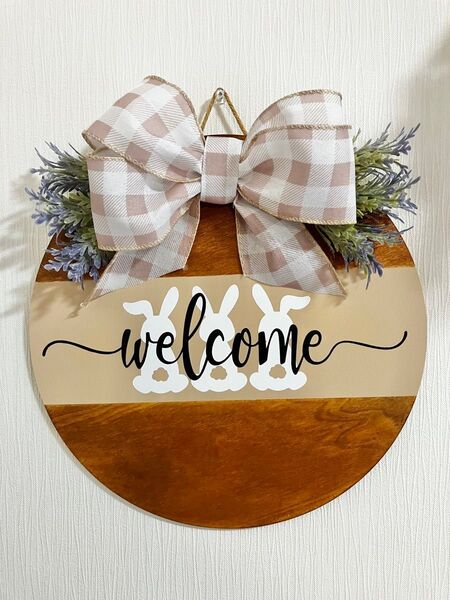 木製 Welcome 壁掛けインテリア ウサギのシルエットとリボン