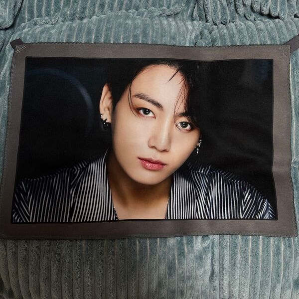 【美品*送料込】BTS バンタン JK ジョングク ファブリックポスター