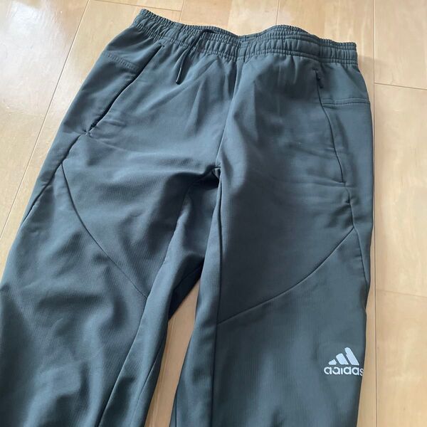 アディダス ランニングパンツ メンズS