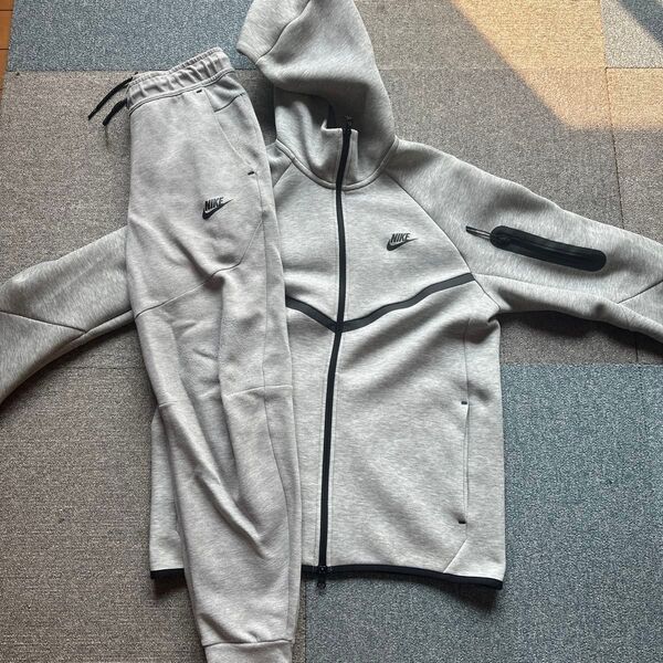 セットアップ スウェット US NIKE テックフリース